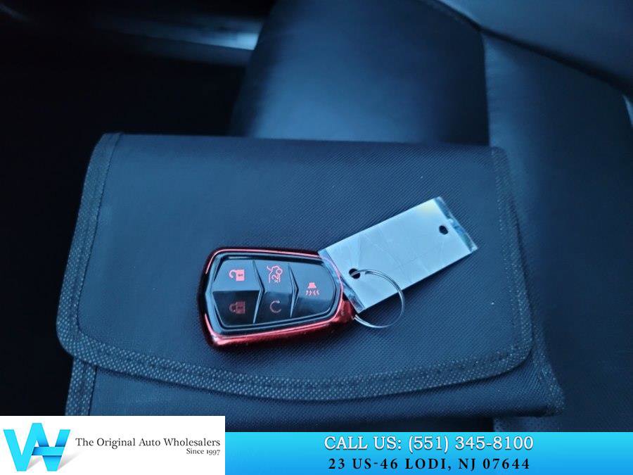 Used 2019 Cadillac XT5 Premium Luxury w/ Driver Assist Package image 28