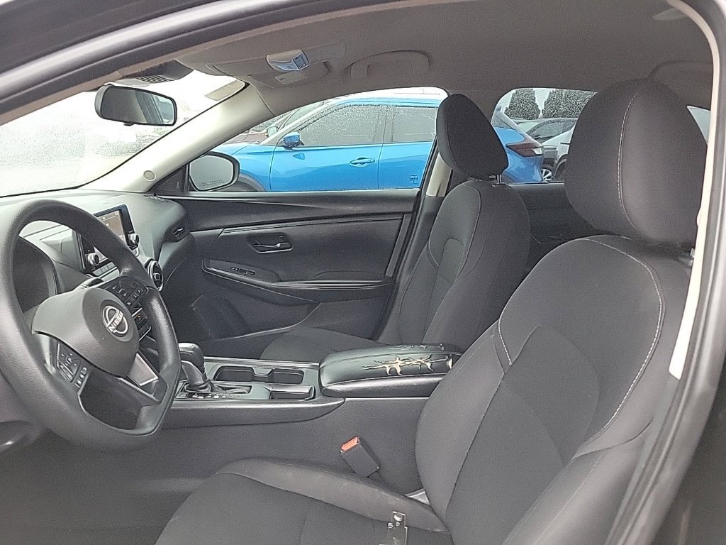 Used 2024 Nissan Sentra S FWD image 6