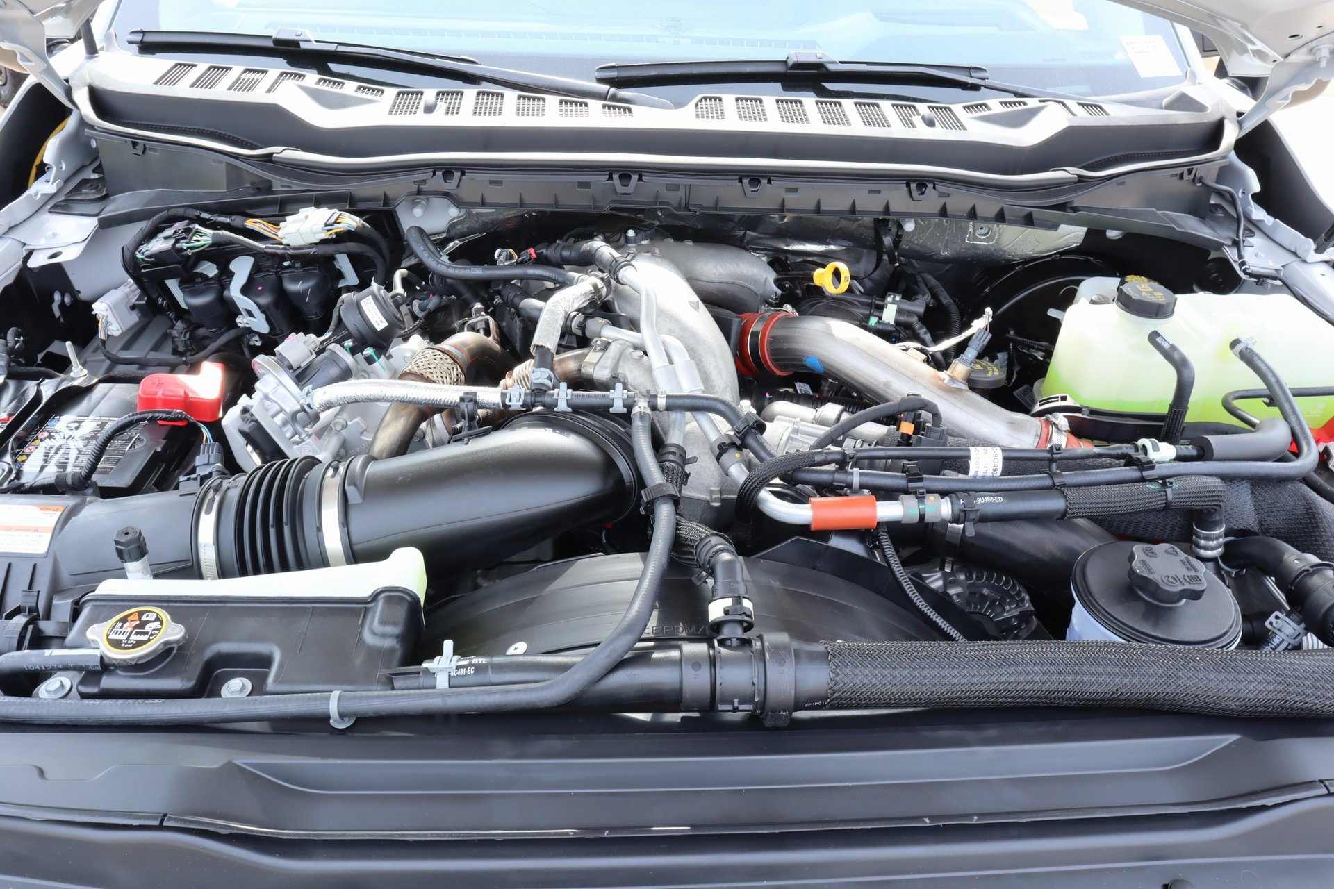 New 2026 Ford F250 Lariat w/ Black Appearance Package image 22