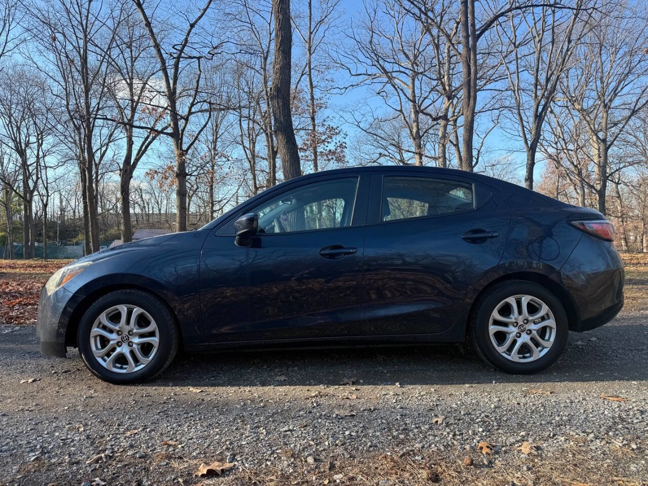 Used 2016 Scion iA Base 4dr Sedan 6M image 12
