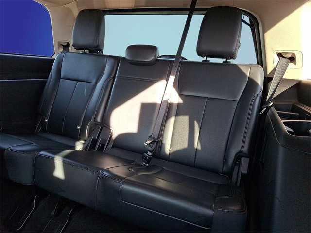 Used 2024 Ford Expedition XLT image 7