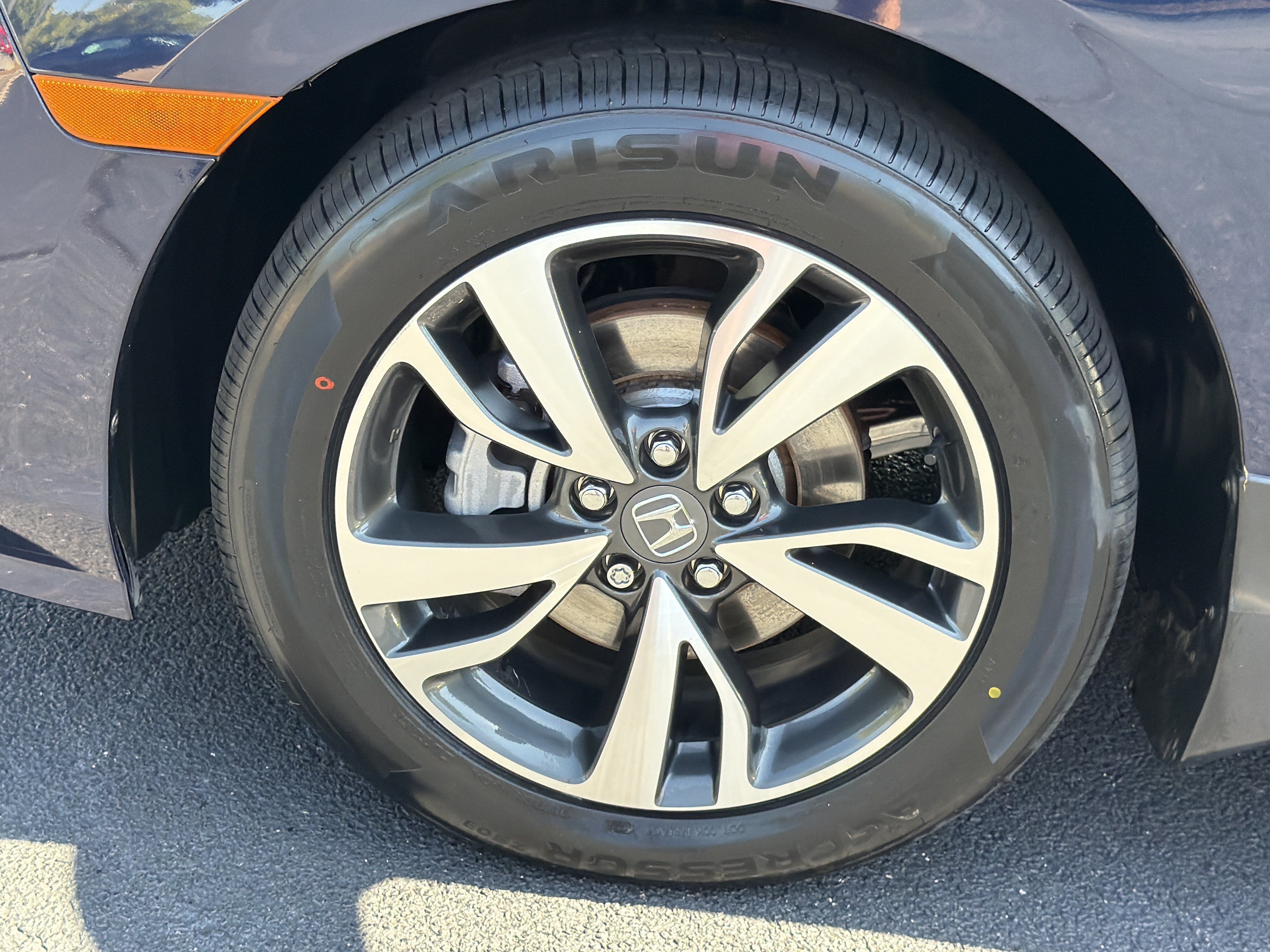 Certified 2024 Honda Odyssey Touring image 34