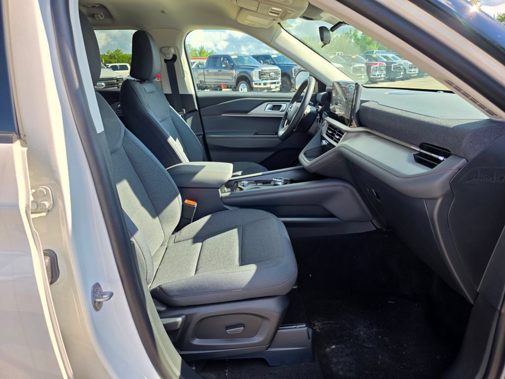 New 2025 Ford Explorer Active AWD/4WD image 32