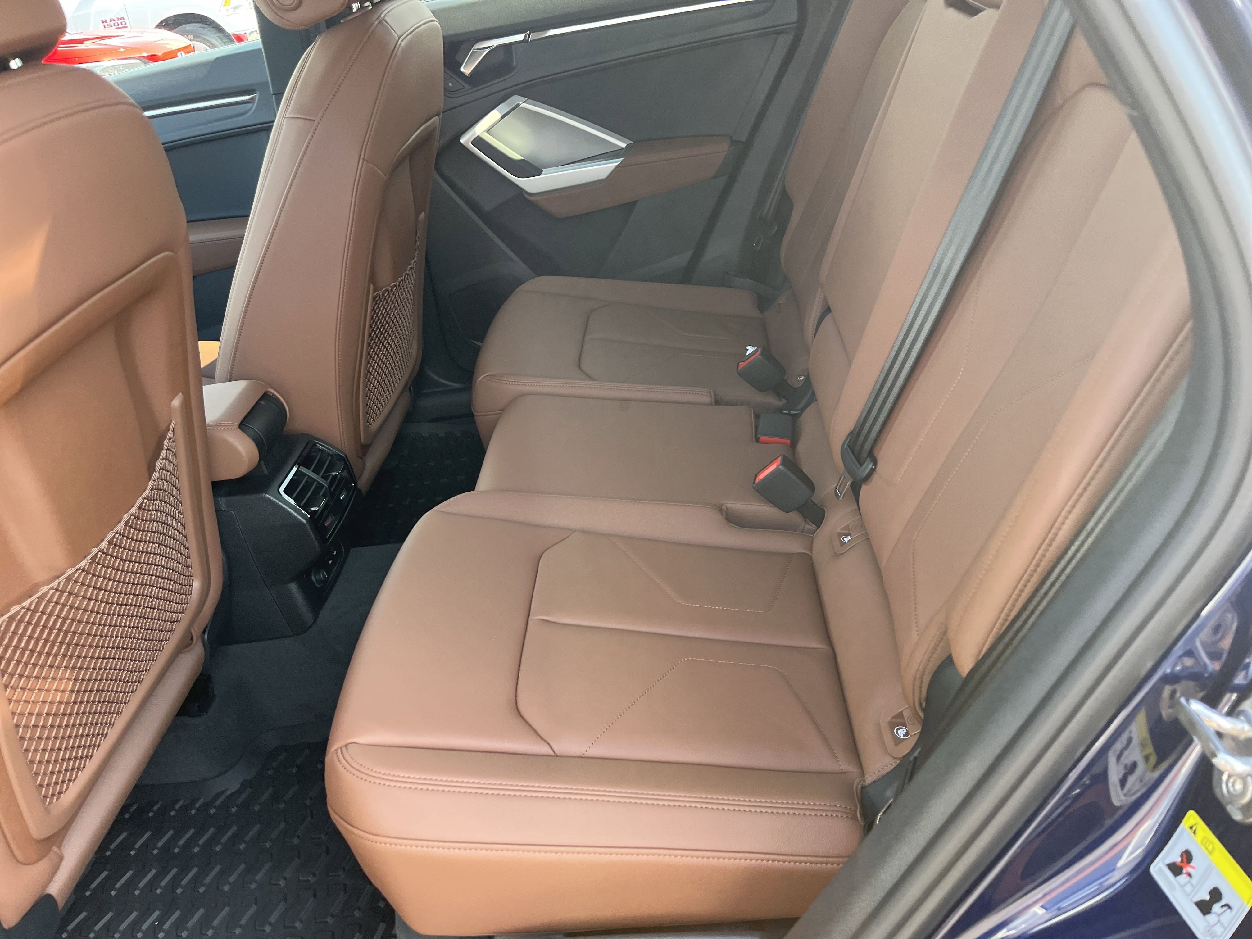 New 2025 Audi Q3 2.0T Premium image 5