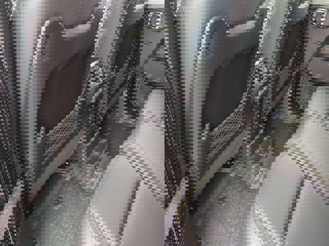 Used 2024 Jeep Wrangler Sahara w/ Safety Group image 19