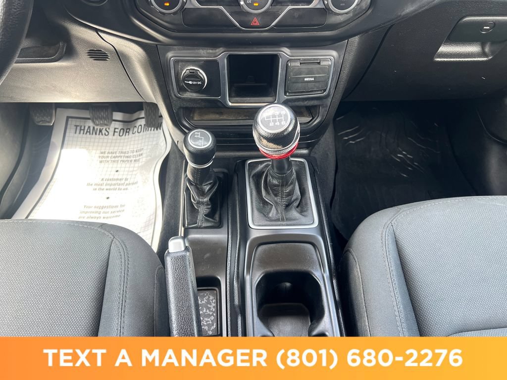 Used 2019 Jeep Wrangler Sport AWD/4WD image 24