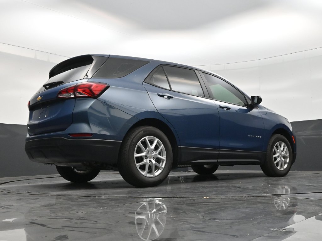 Used 2024 Chevrolet Equinox LS FWD image 21