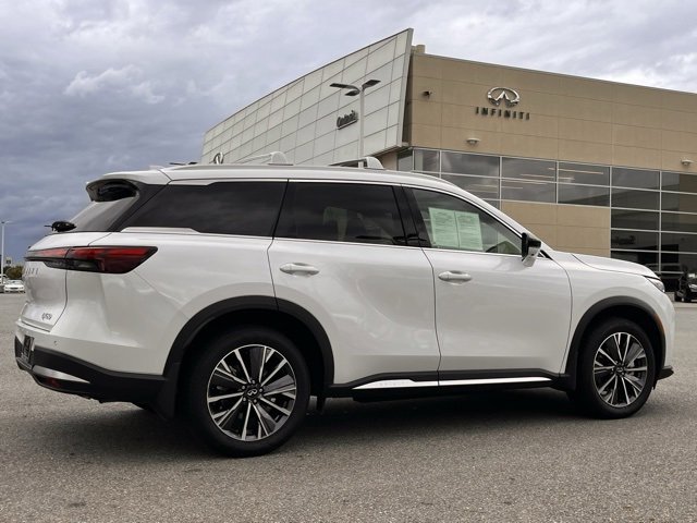 Certified 2026 INFINITI QX60 Luxe w/ Cargo Package image 5