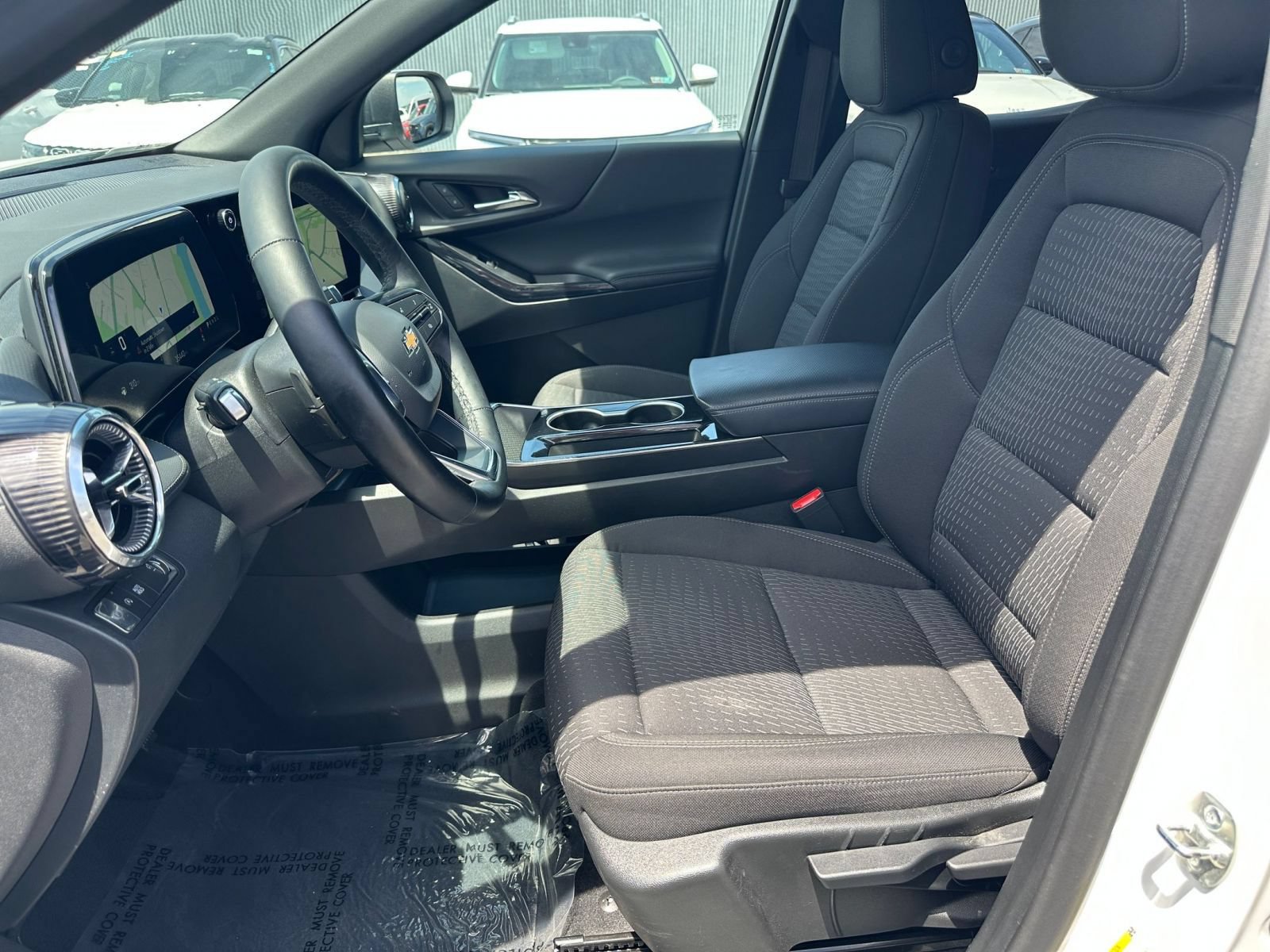 Used 2025 Chevrolet Equinox LT FWD image 27