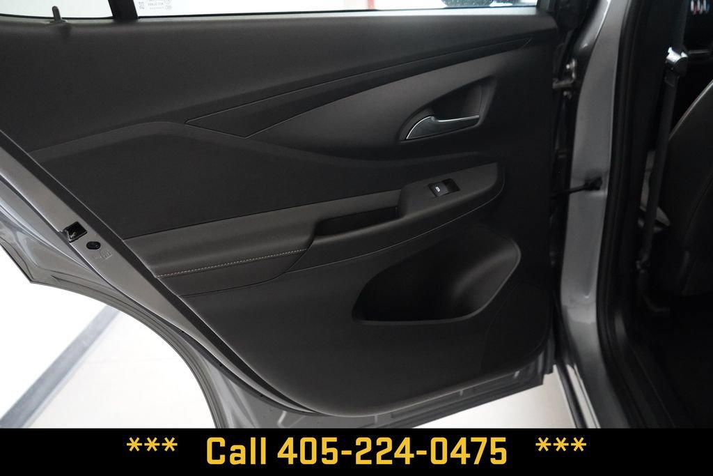 Used 2025 Buick Envista Avenir FWD image 29