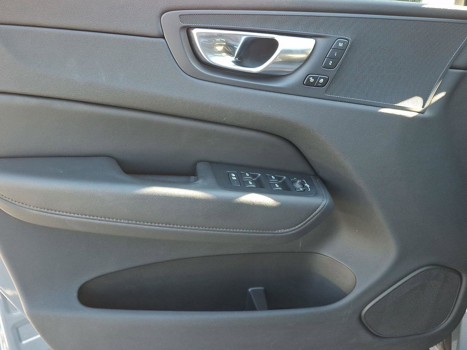 Certified 2023 Volvo XC60 B5 Plus w/ Protection Package Premier image 12