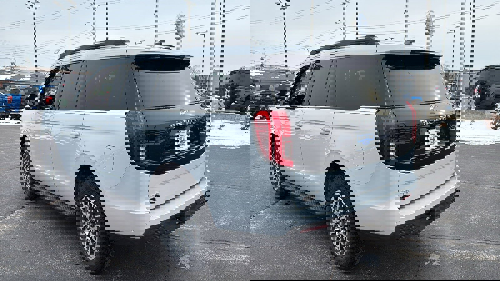 Used 2025 Ford Expedition Active image 7