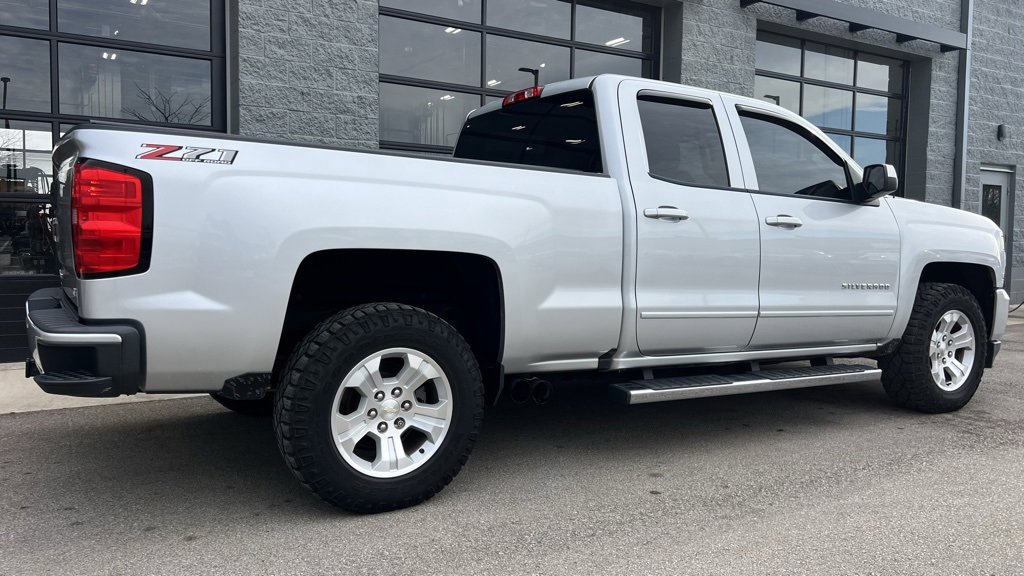 Used 2018 Chevrolet Silverado 1500 LT w/ All Star Edition image 9