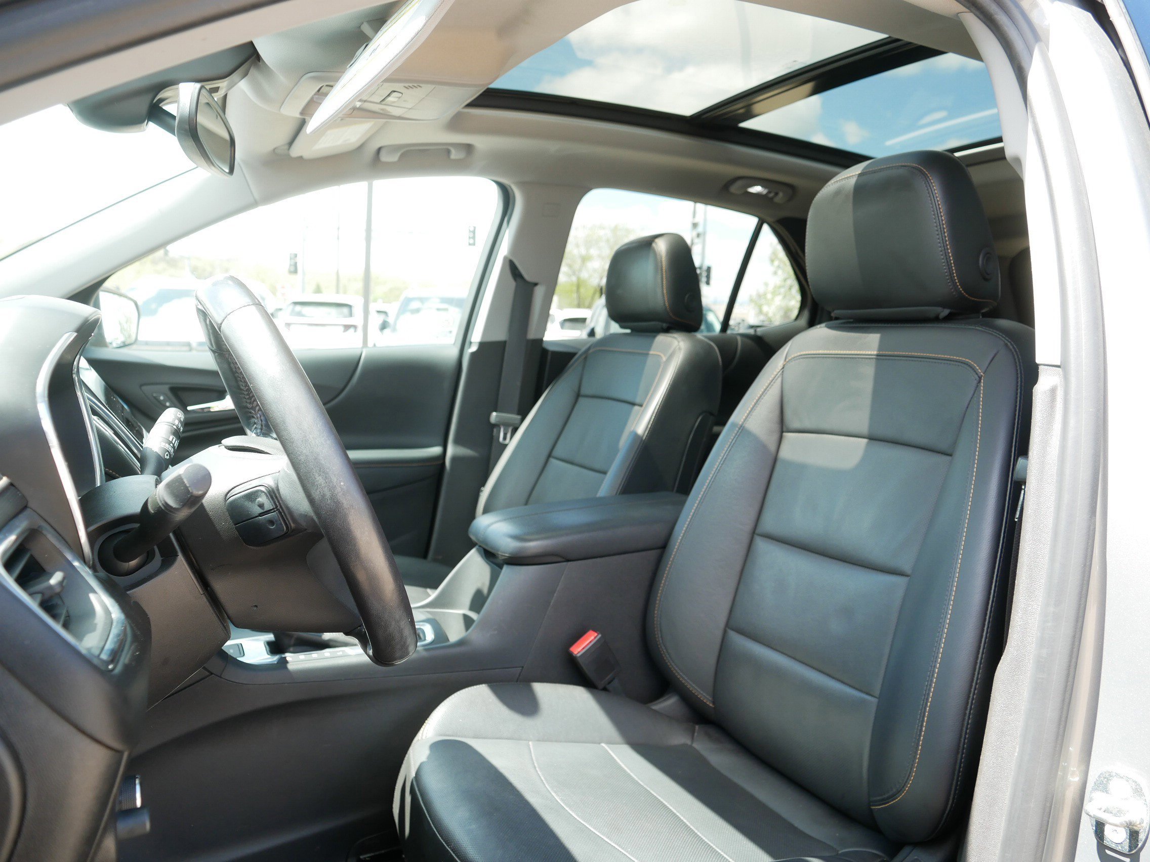 Used 2018 Chevrolet Equinox Premier AWD/4WD image 13