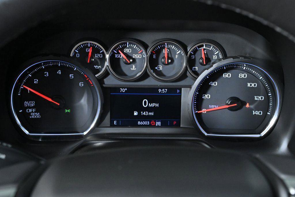 Used 2021 Chevrolet Tahoe Z71 w/ Luxury Package image 17