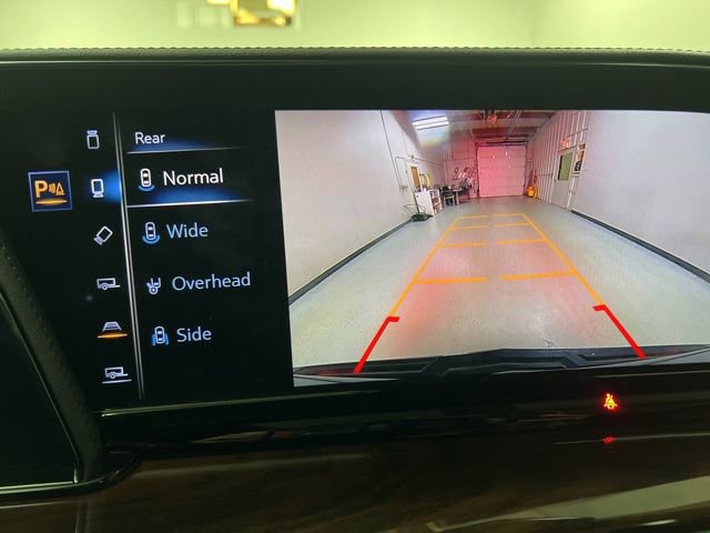 Certified 2024 Cadillac Escalade ESV Sport Platinum w/ LPO, Floor Liner Package AWD/4WD image 20
