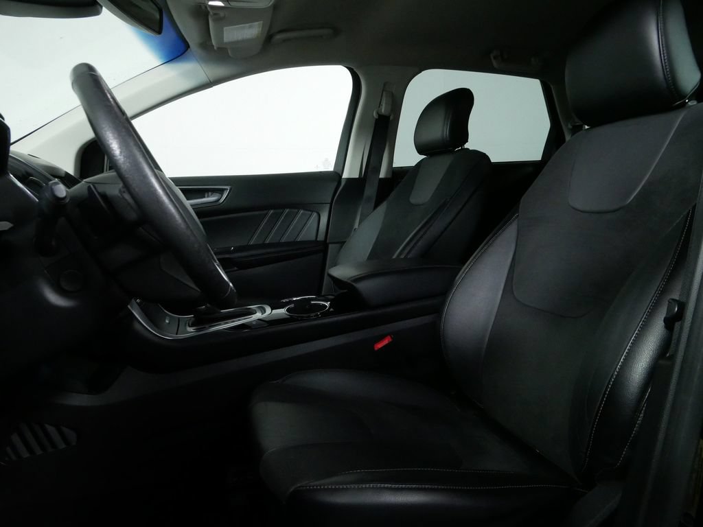 Used 2018 Ford Edge Sport w/ Equipment Group 401A AWD/4WD image 15