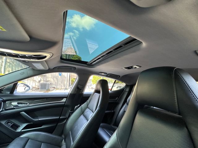 Used 2015 Porsche Panamera 4S image 35