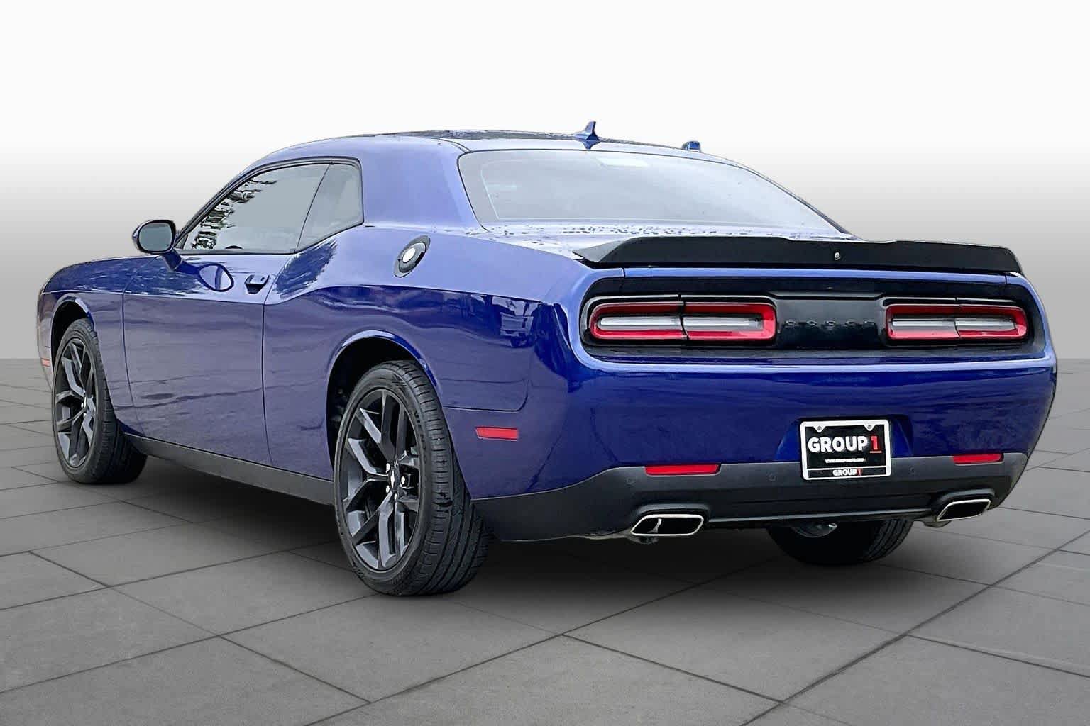 Used 2022 Dodge Challenger SXT w/ Plus Package RWD image 10