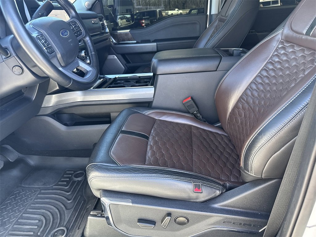 Used 2023 Ford F250 Lariat w/ Lariat Ultimate Package image 9