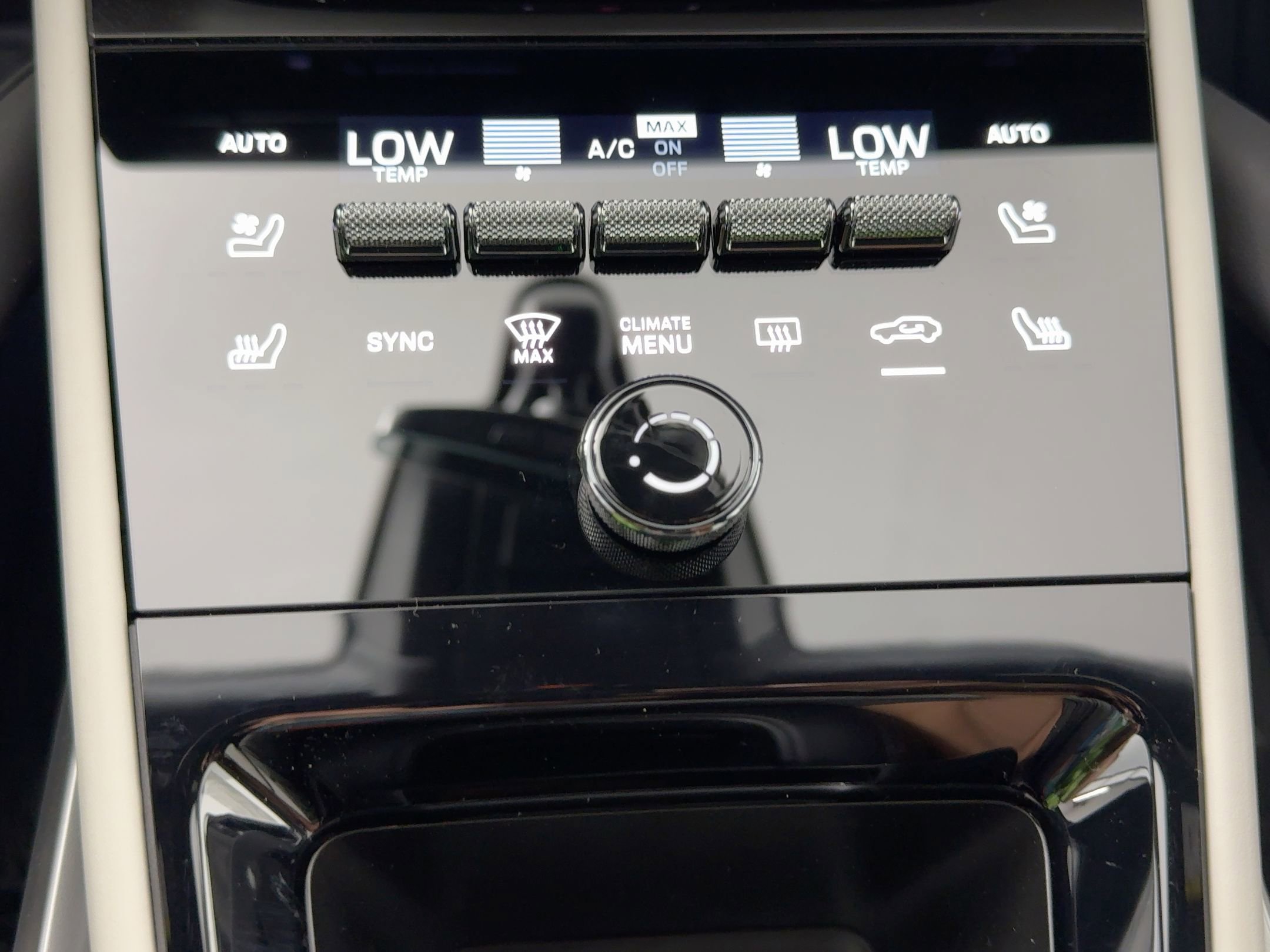 Certified 2026 Porsche Cayenne Coupe image 19