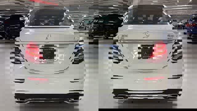 Used 2018 Mercedes-Benz E 300 4MATIC image 7