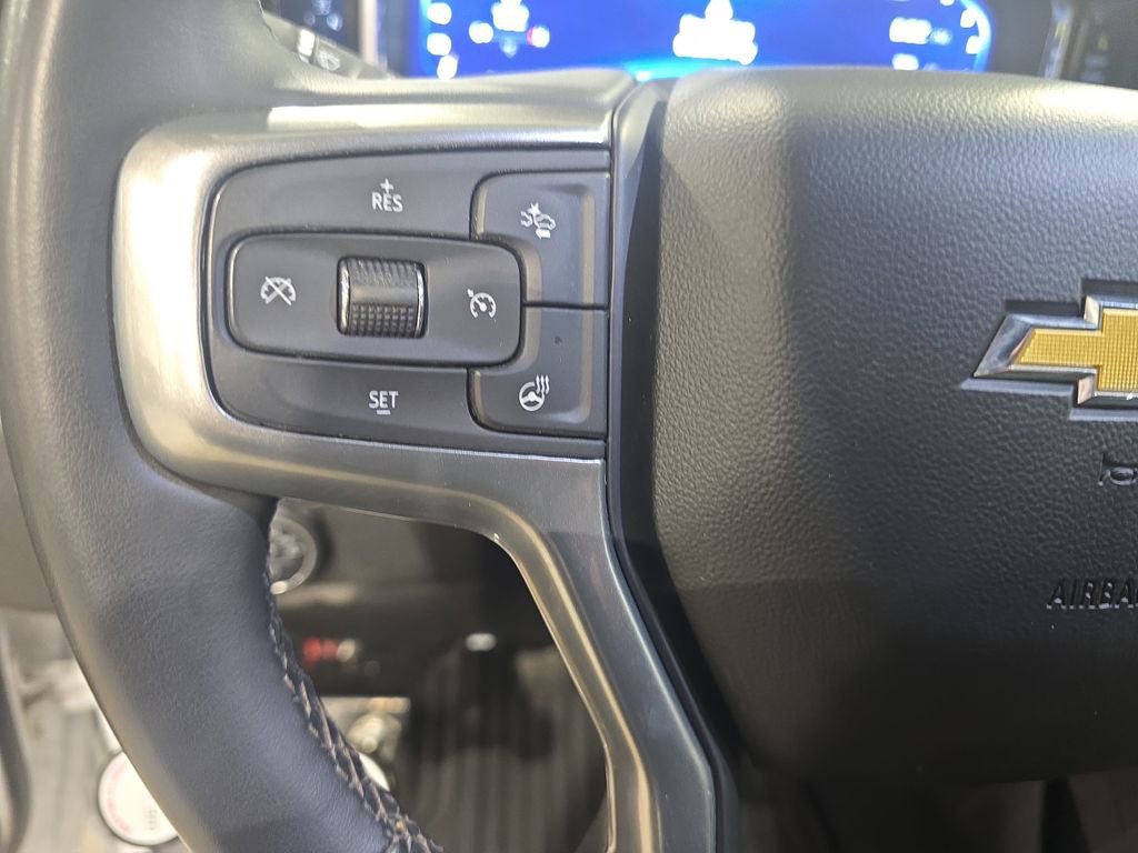 Used 2024 Chevrolet Silverado 3500 LT w/ Convenience Package image 16