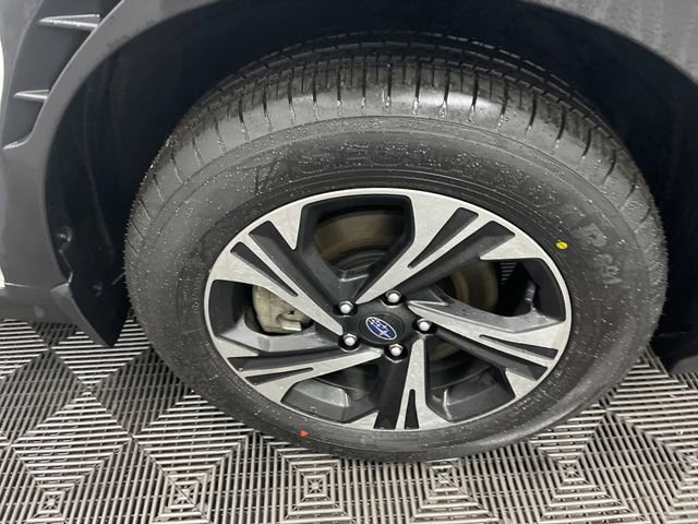 Used 2024 Subaru Crosstrek 2.0i Premium image 32