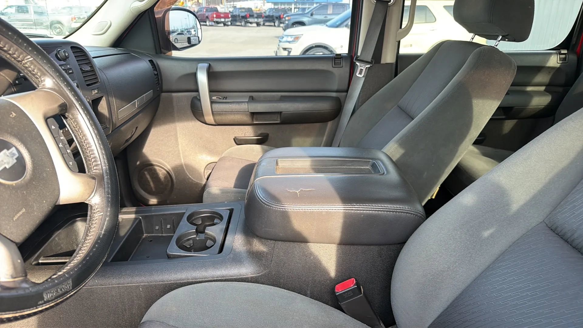 Used 2008 Chevrolet Silverado 1500 LT w/ Towing Package image 96