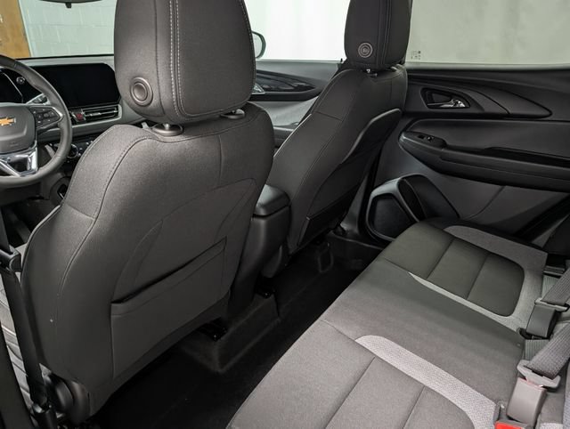 New 2026 Chevrolet TrailBlazer LT w/ LT Cold Weather Package FWD image 13