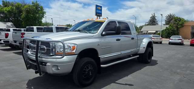 Used 2006 Dodge Ram 3500 Truck Laramie w/ Protection Group AWD/4WD image 3
