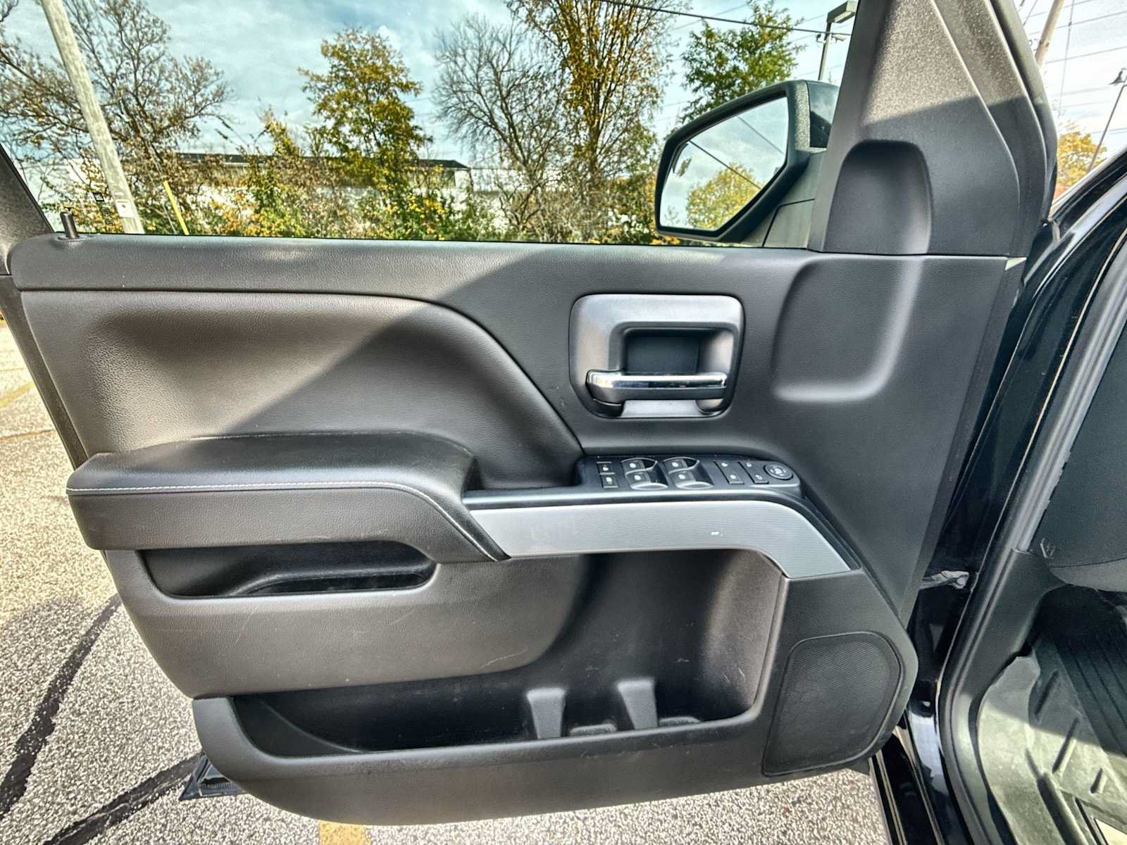 Certified 2019 Chevrolet Silverado 1500 LT w/ All Star Edition AWD/4WD image 21