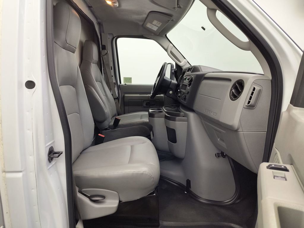Used 2021 Ford E-450 and Econoline 450 Super Duty w/ Power Windows & Locks Group image 29