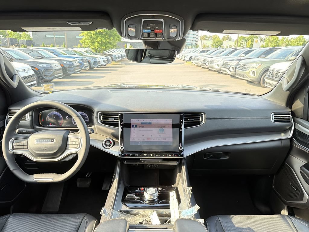 Used 2023 Jeep Wagoneer Series II AWD/4WD image 22