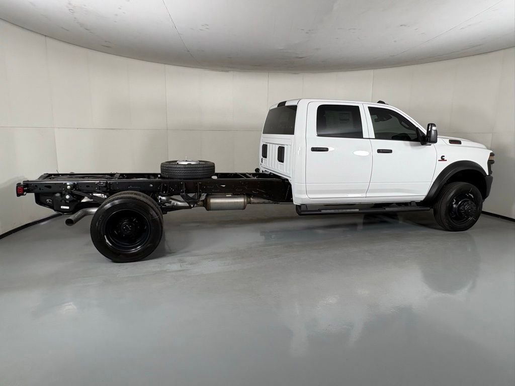 New 2026 RAM 4500 Tradesman AWD/4WD image 9