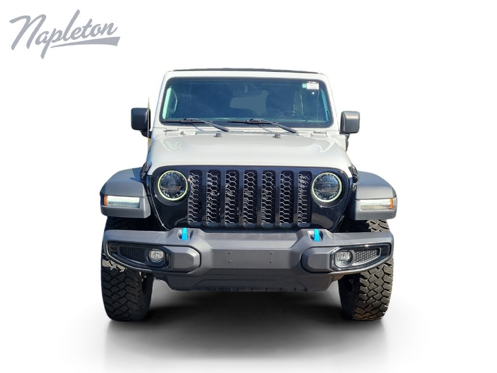 Used 2023 Jeep Wrangler Unlimited w/ Sun & Screen Package AWD/4WD image 9