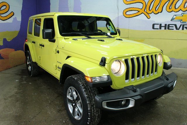 Used 2023 Jeep Wrangler Unlimited Sahara image 4