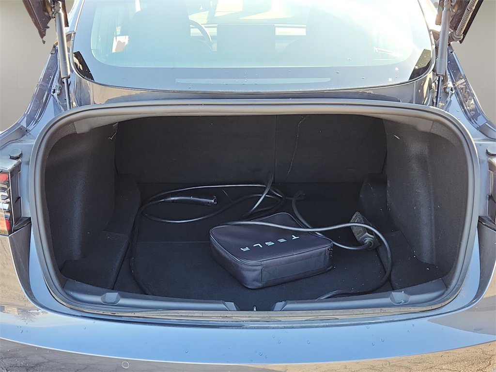 Used 2020 Tesla Model 3 Standard Range Plus image 12