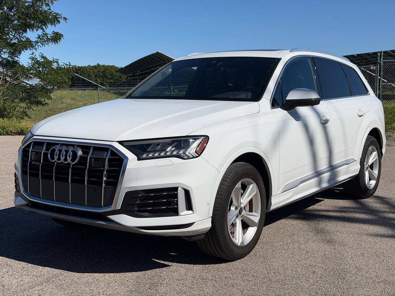 Used 2023 Audi Q7 2.0T Premium Plus w/ Premium Plus Package AWD/4WD image 1