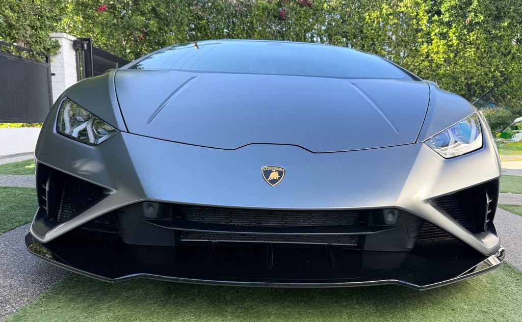 Used 2023 Lamborghini Huracan EVO image 4