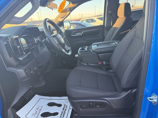Used 2025 Chevrolet Silverado 1500 LT image 12