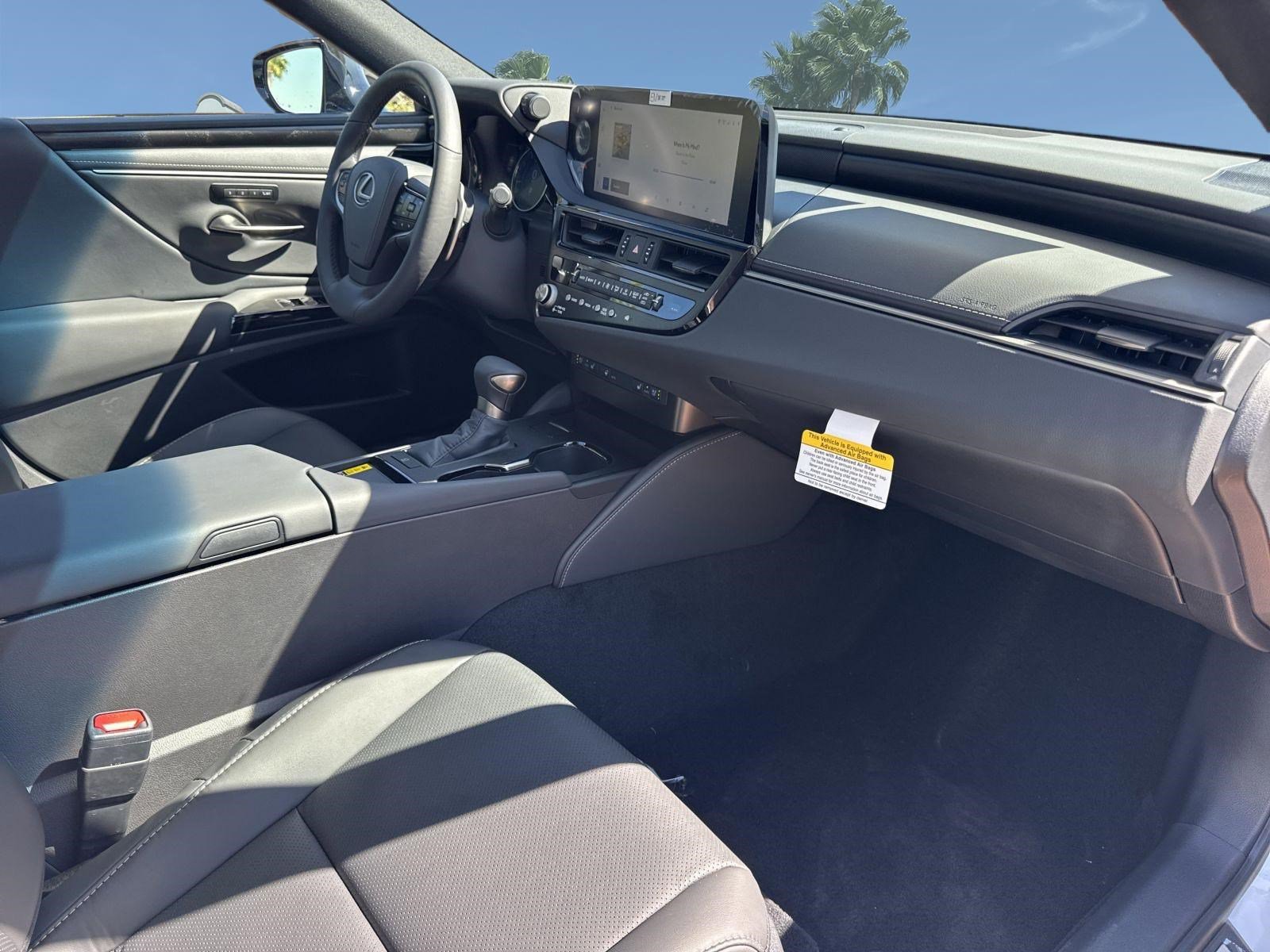 New 2025 Lexus ES 350 w/ Premium Package image 13