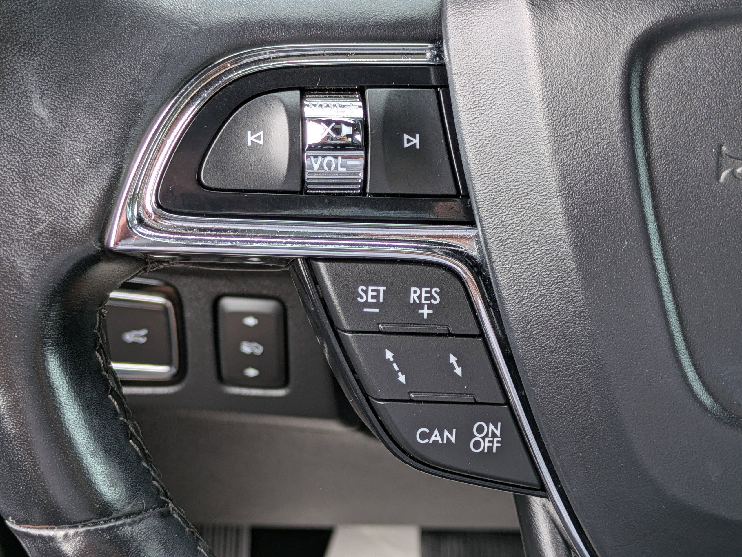 Used 2021 Lincoln Navigator Reserve w/ Luxury Package image 22