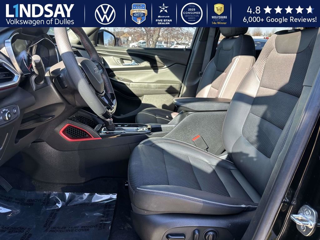 Used 2022 Chevrolet TrailBlazer RS w/ Technology Package image 10