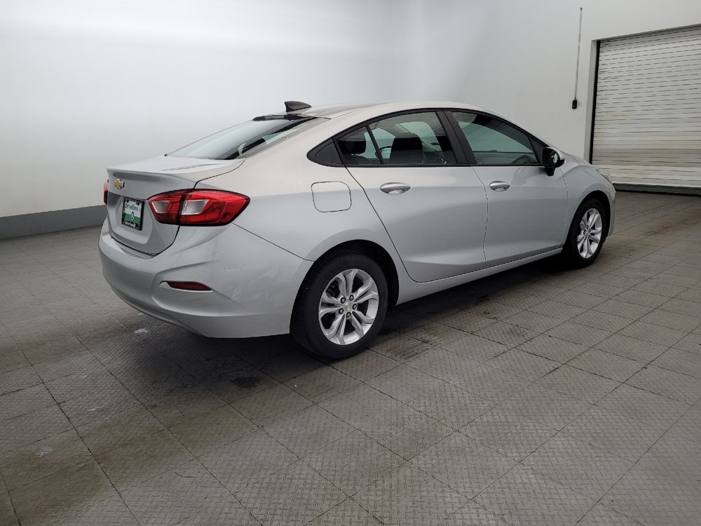 Used 2019 Chevrolet Cruze LS w/ LS Convenience Package FWD image 10