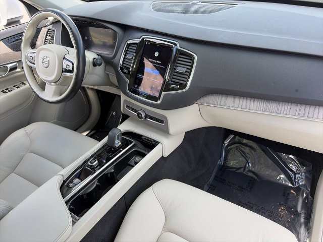 Used 2023 Volvo XC90 B6 Plus w/ Protection Package Premier AWD/4WD image 12