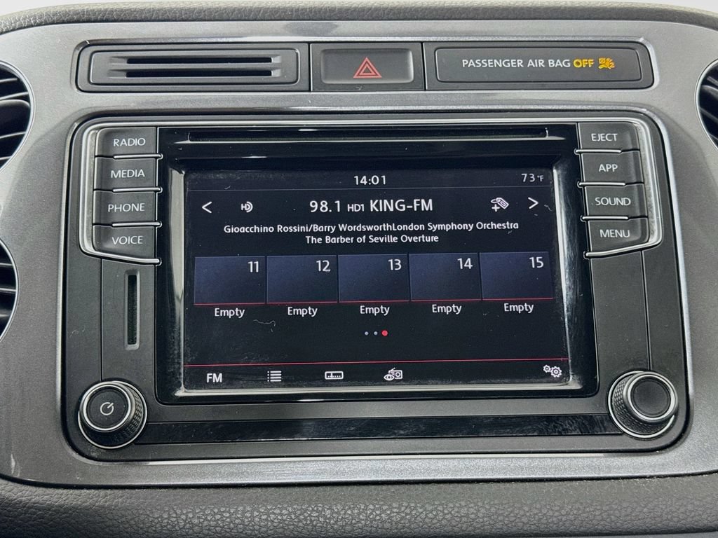 Used 2017 Volkswagen Tiguan Limited w/ Premium Package AWD/4WD image 15