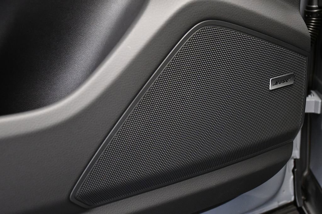 Certified 2025 Porsche Cayenne image 38