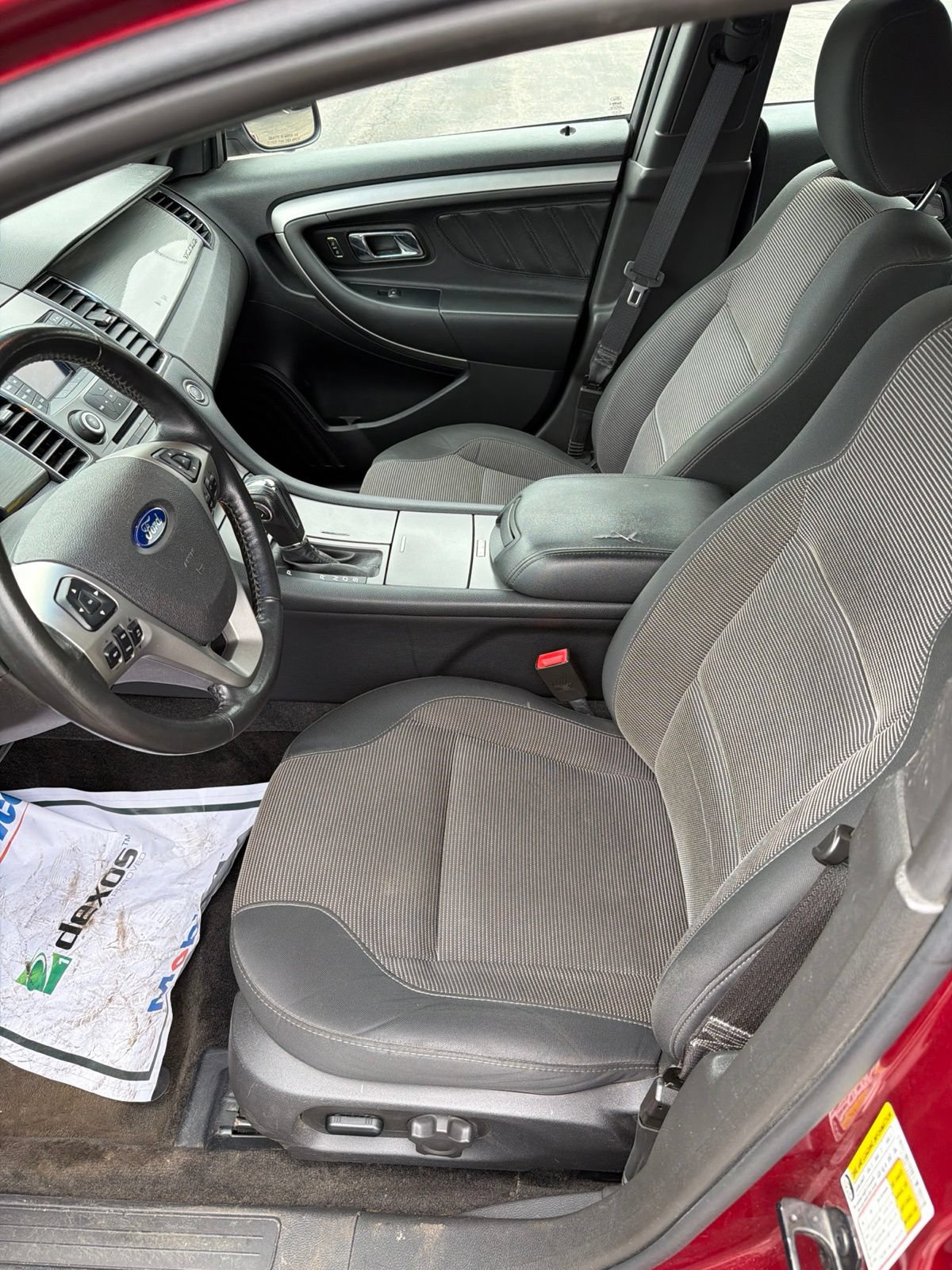 Used 2013 Ford Taurus SEL FWD image 21