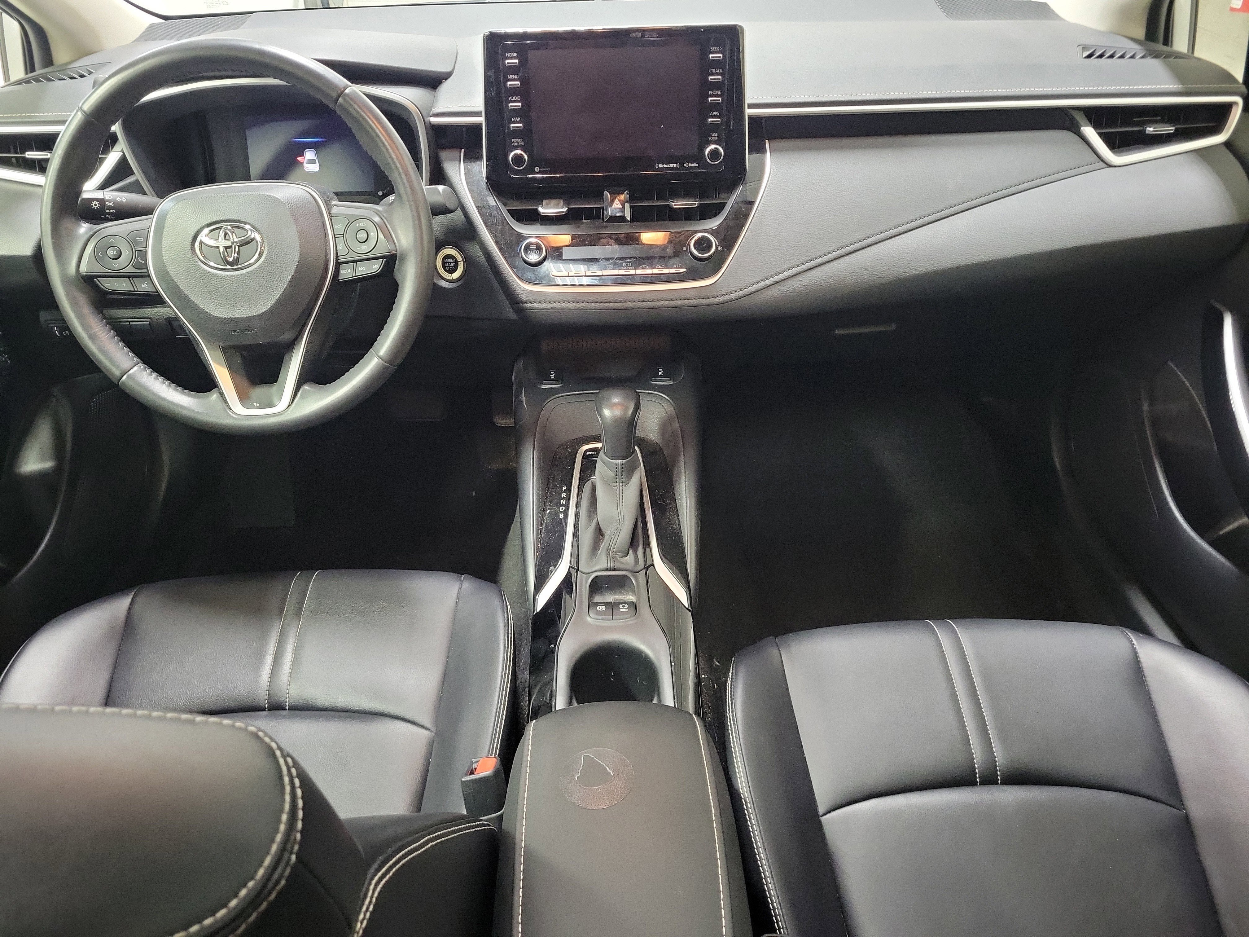 Used 2020 Toyota Corolla XLE image 16